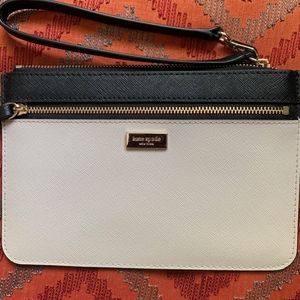 Kate Spade New York Tinie Laurel Way Wristlet